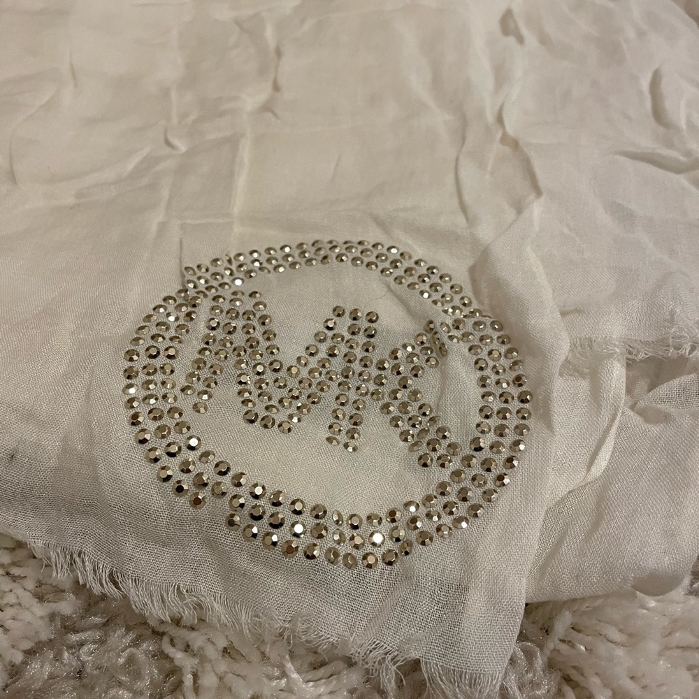 NEW Micheal Kors white linen and gold beaded scarf
